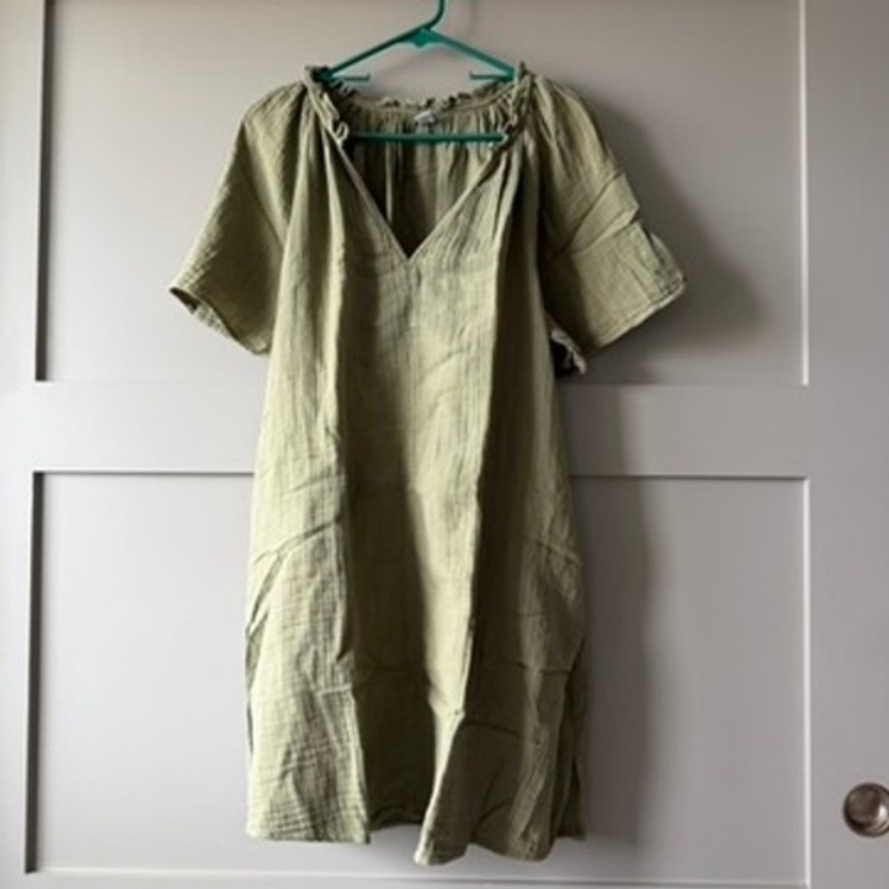 Old Navy Shift Dress Womens L Olive Green Cotton Gauze V-Neck Demi Swing Coverup